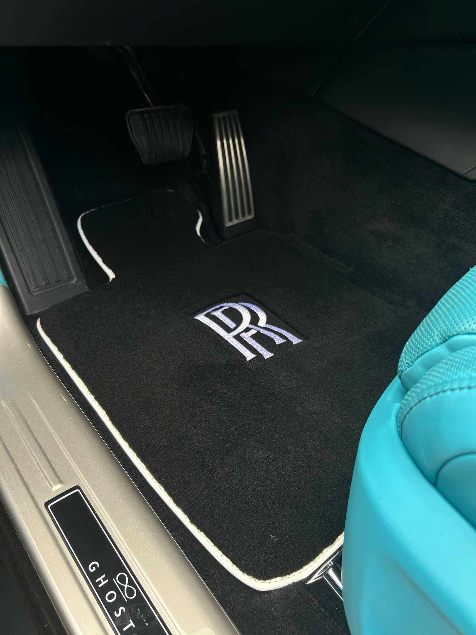 Rolls-Royce Premium Custom Fit Carpet Car Floor Mats – Full Set Interior Floor Mats for Cars